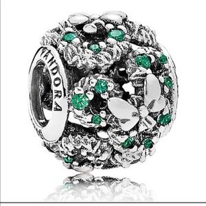 PANDORA Mickey Mouse Holiday Wreath